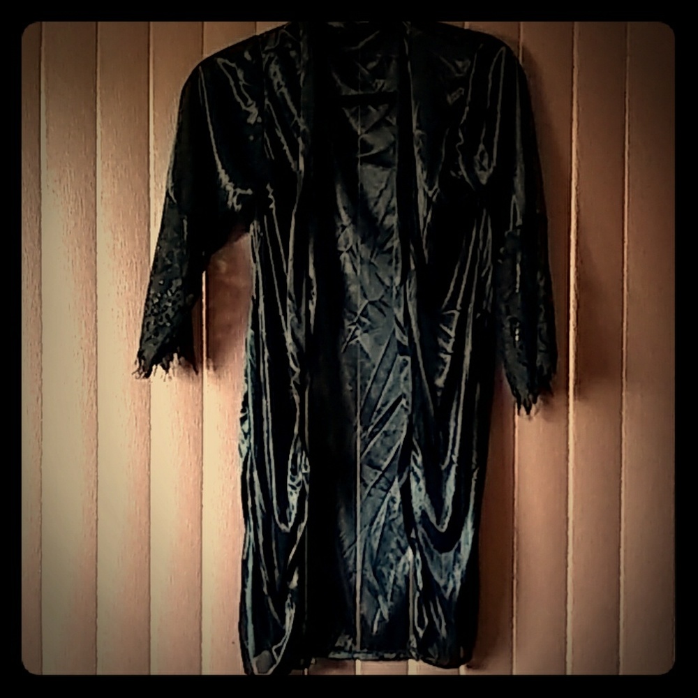 Sexy thigh length black robe